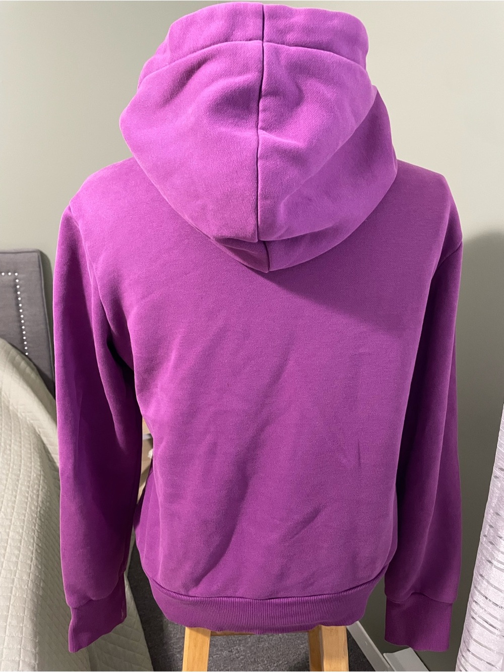Puma Purple Graphic Logo Hoodie - White Drawstrings - Women's Medium - Picture 7 of 15